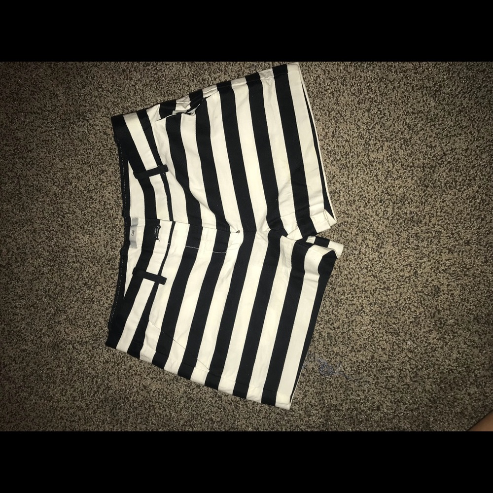 Stripe shorts